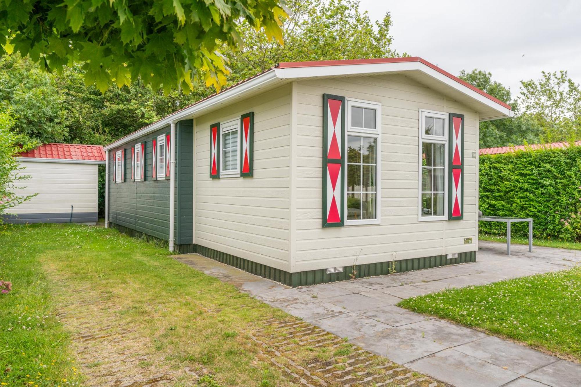 Chalet Op Vakantiepark In Baarland Villa Exterior foto